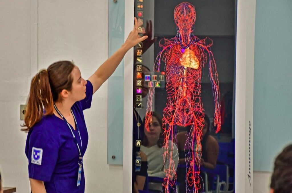 Medicina UNITAU abre inscrições para Vestibular de Inverno 2026 em Educação
