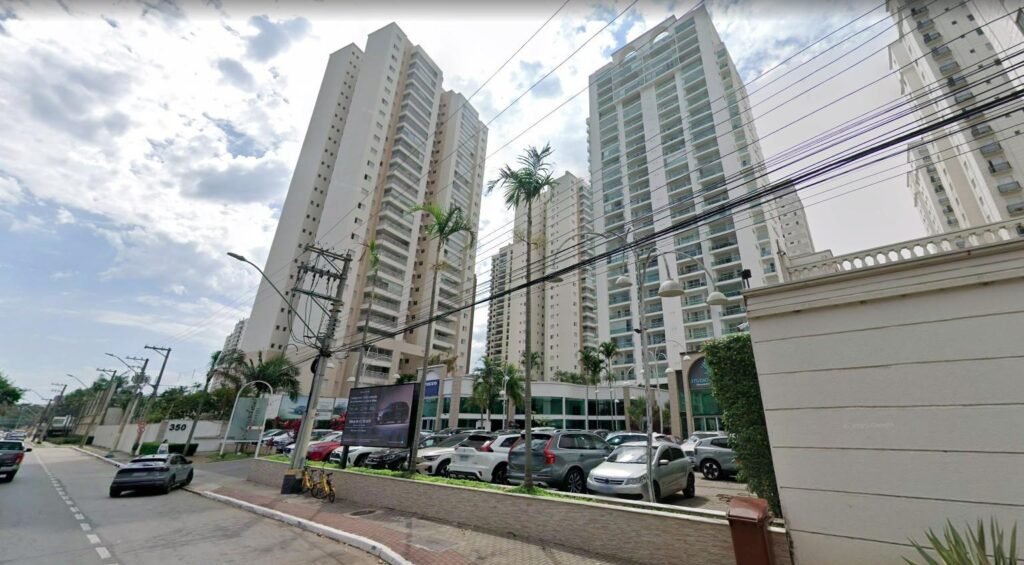 Homem usa lençol como corda e invade apartamento de vizinha durante madrugada em São José dos Campos em Segurança