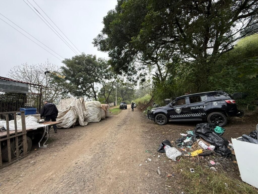 Polícia Civil realiza terceira fase de operação contra irregularidades em reciclagem no Banhado 2 Polícia Civil realiza terceira fase de operação contra irregularidades em reciclagem no Banhado em Segurança