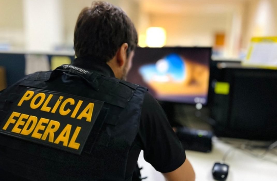 PF realiza busca e apreensão em São José dos Campos e Caraguatatuba contra fraudes fiscais em Segurança